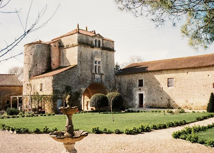 Chateau De La Cressonniere Bed & Breakfast