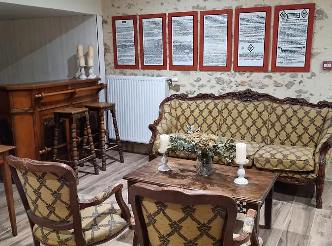 Chateau De La Cressonniere